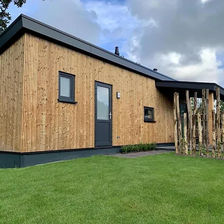 Pleasant With Veranda * Sint Maartensvlotbrug