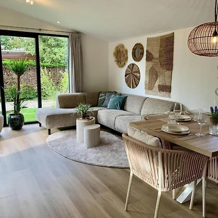 Pleasant With Veranda Sint Maartensvlotbrug